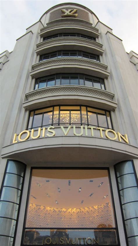 first store of louis vuitton.